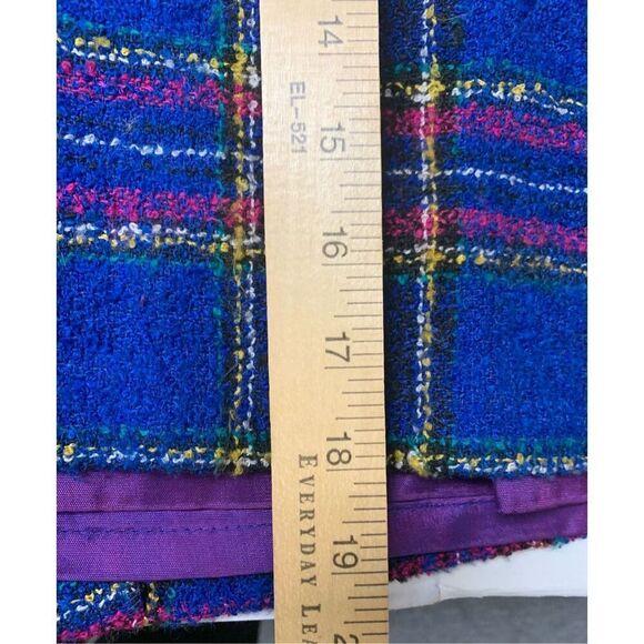 Multicolored Plaid Patterned Tweed Skirt suit - Picture 9 of 9